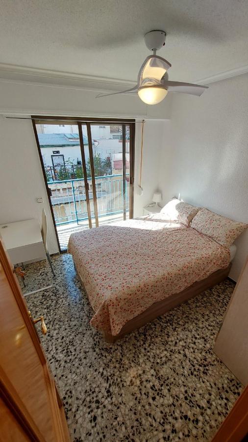 Central Accommodation Alicante Eksteriør billede